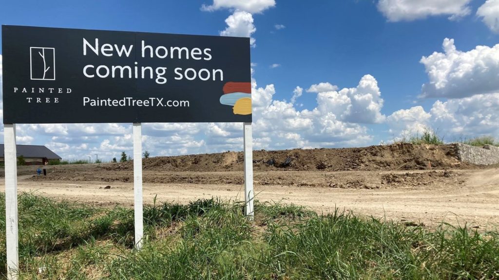 new homes sign